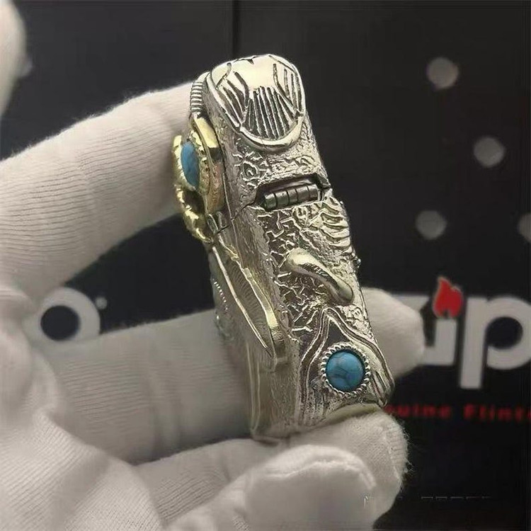 فندک زیپو اورجینال کاستوم ژاپن مدل عقاب سرخ پوست فیروزه ای